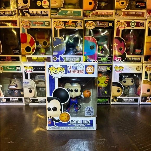 Funko Pop! NBA Experience Basketball Mickey #553.
