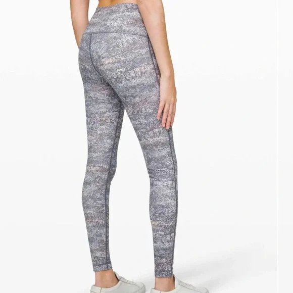 Lululemon Wunder Under High-Rise Tight 28