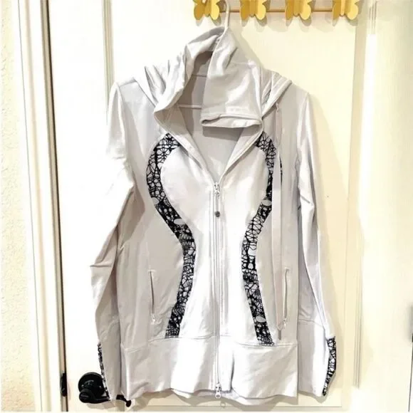 Lululemon Stride Jacket II size 10