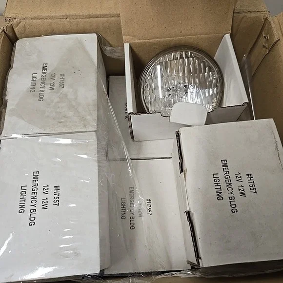 Norman Lamps H7557 - Volts 12V, Watts 12W, Type PAR36 (Lot Of 10)