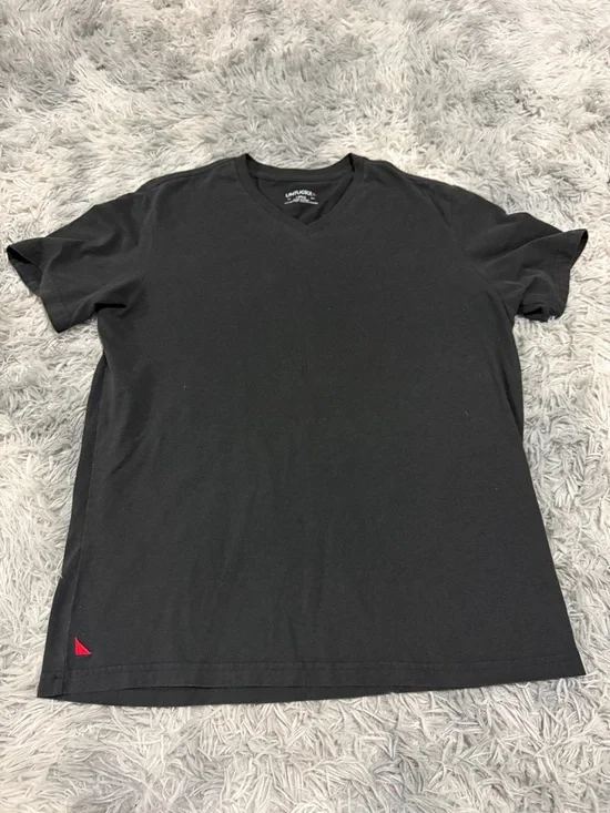UnTuckit shirt Large black