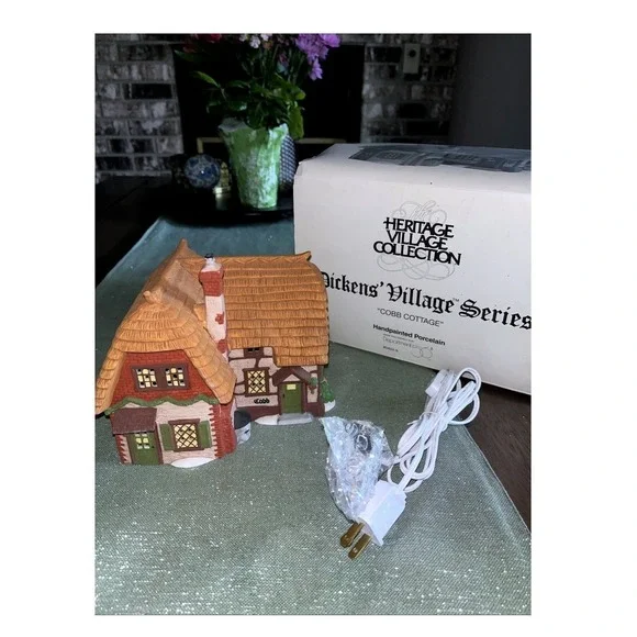 Department 56 Dickens Village Series 