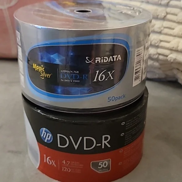 100 DVD data en video 8-16X 120min. 4.7 GB.