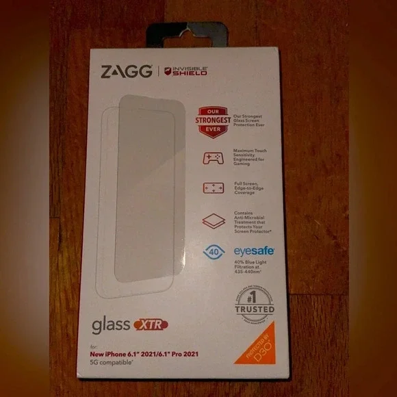 NIB ZAGG INVISIBLE SHIELD iPhone Screen Protector iPhone 6.1