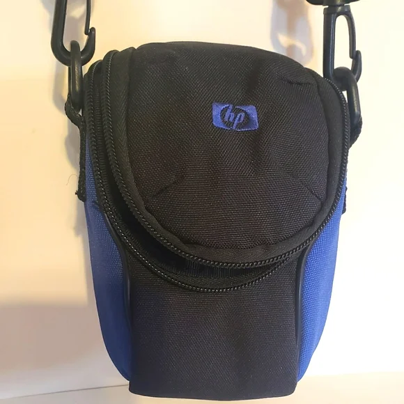 HP Camera Case Several Pockets Unzip To Extend Wider Shoulder Strap