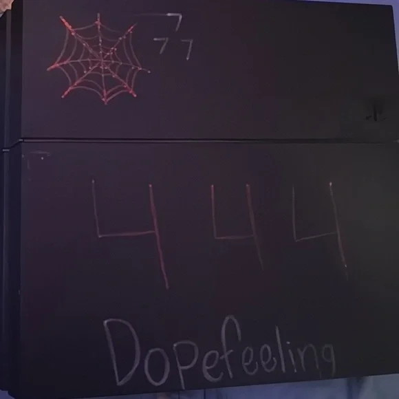 Ps4 console