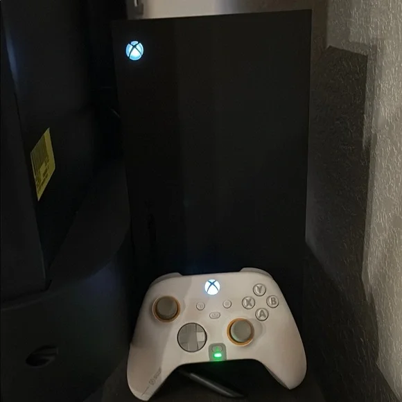 Series X Console with White SCUF instinct Controller
