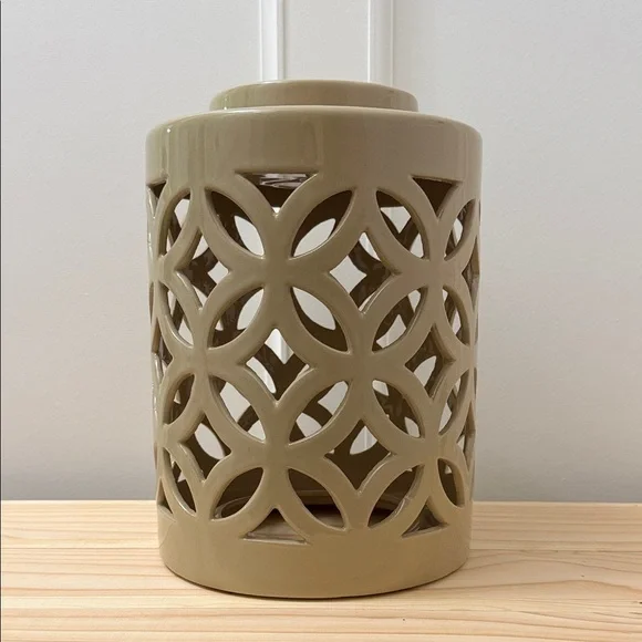 Yankee Candle Jar Candle Holder, NWT!