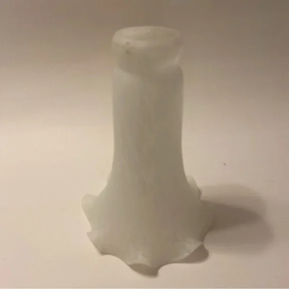 Tulip Lily Flower Glass Lamp Shade Replacement White Flared Ruffled Edge 5.78”