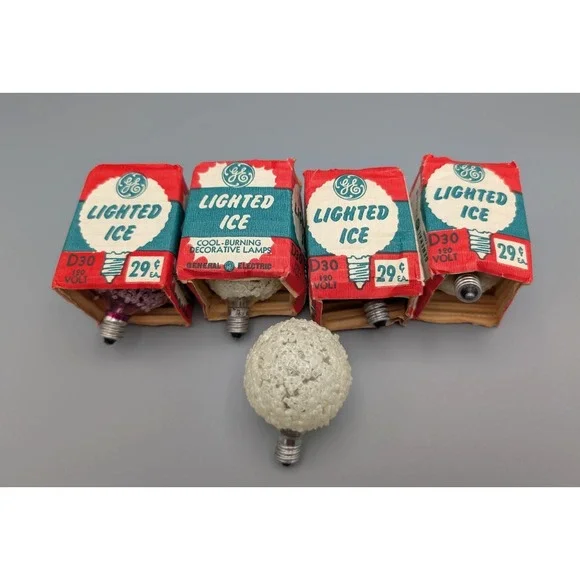 Lot Of 5 Vintage GE Lighted Ice‎ Bulbs Red/White Christmas Light Frosted Sugared