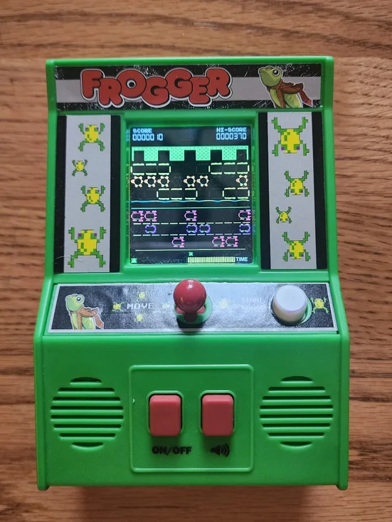 Frogger Children's Handheld Electronic Game Mini Game Machine