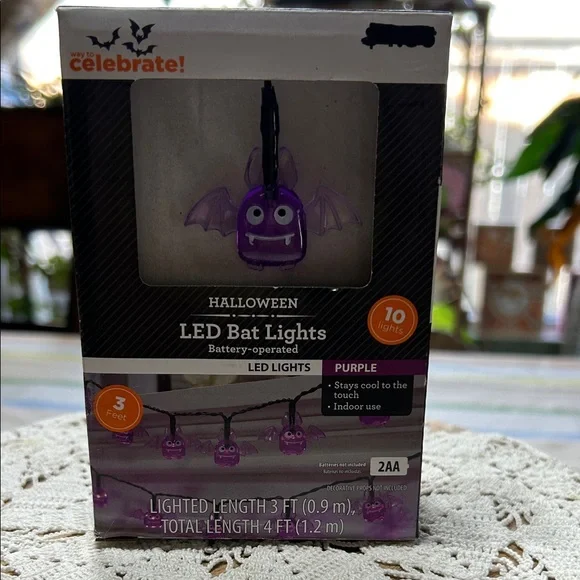 Halloween LED Bat Lights Battery Operated Indoor Use Stays Cool To The Touch NIB