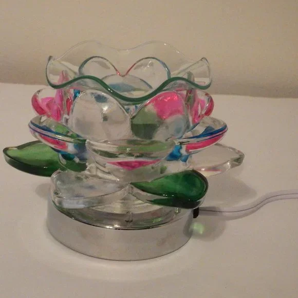 Flower electric lamp- multiple setting using touch control