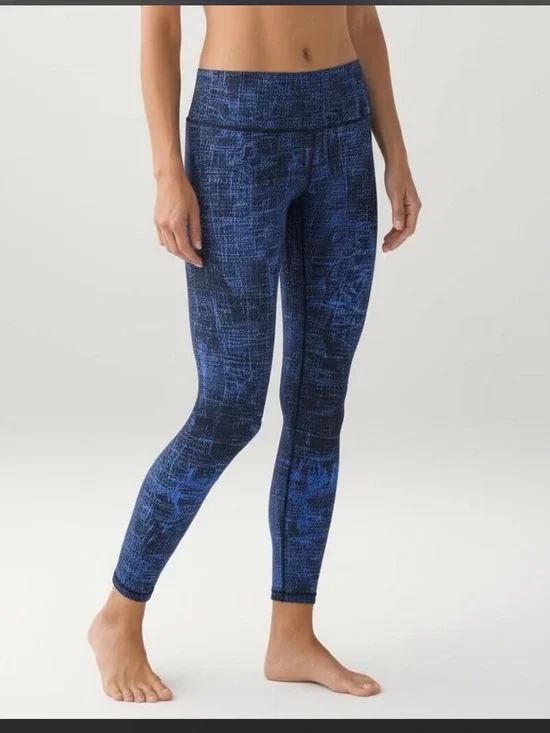 Lululemon Women’s Wunder Under Blue Print Full Length Leggings. Size: 12