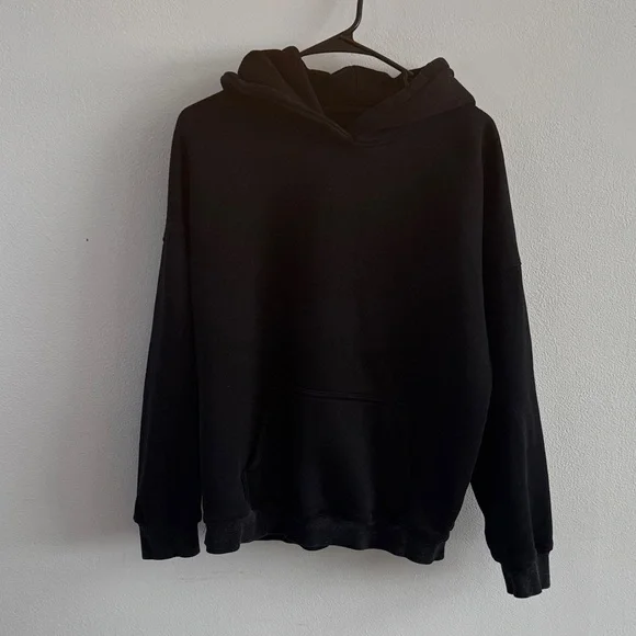 Heavy Black distressed Men's Hoodie size Small