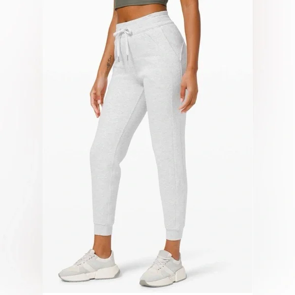 Lululemon Scuba High-Rise‎ Jogger Fleece Heathered Grey Size 10