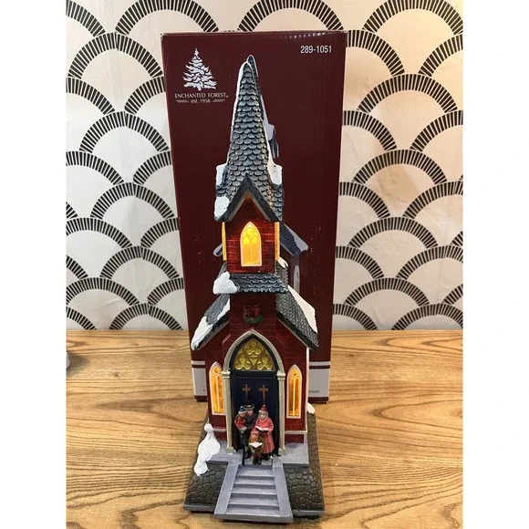 ENCHANTED‎ FOREST Musical Church Dual Power Lighted 2020 /With Original Box!!