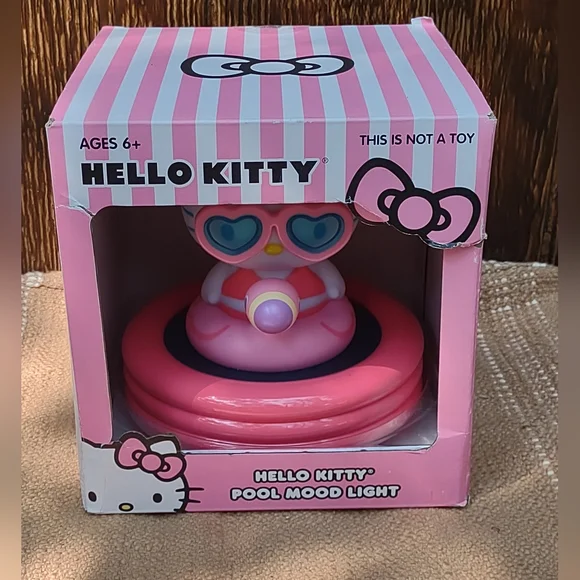 Hello Kitty Pool Mood Light by Ukonic Sanrio