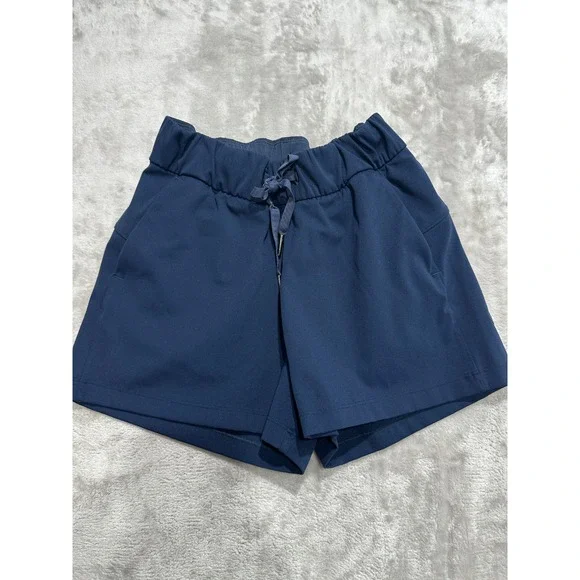 Lululemon On The Fly Short 2.5