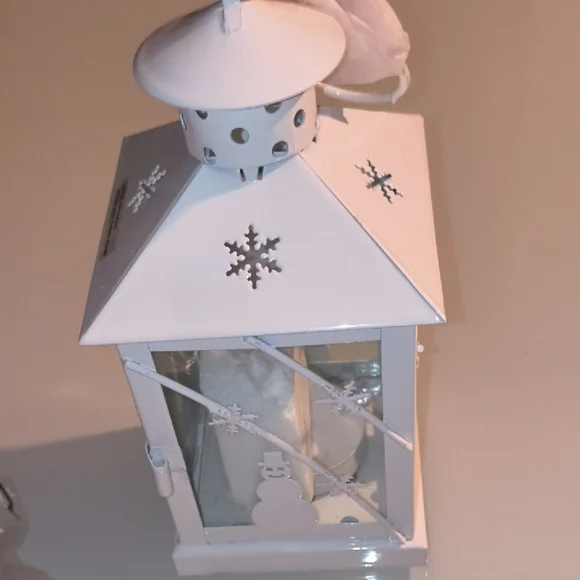White Snowflake Lantern