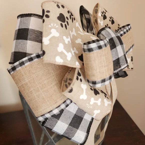 Dogs Paw Print Bow 🐾
