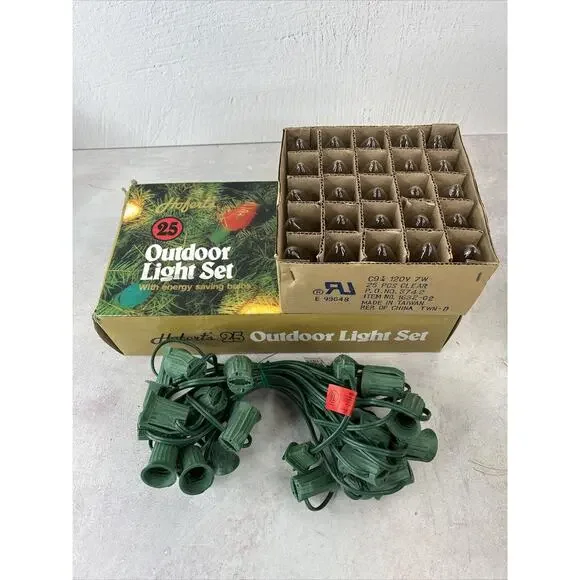 Vtg Hoferts C9 Bulb Clear 25 Pieces Christmas‎ Lights Outdoor Indoor.