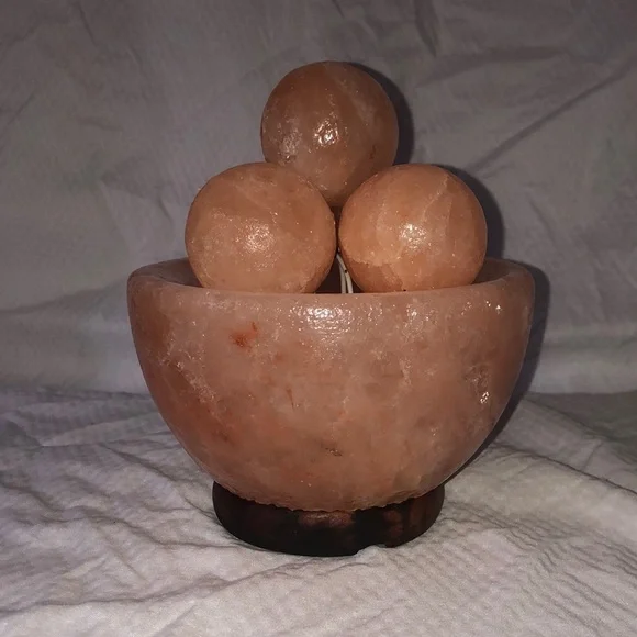 Himalayan Salt Lamp with Massage Balls (new lighting required) Price to Reflect