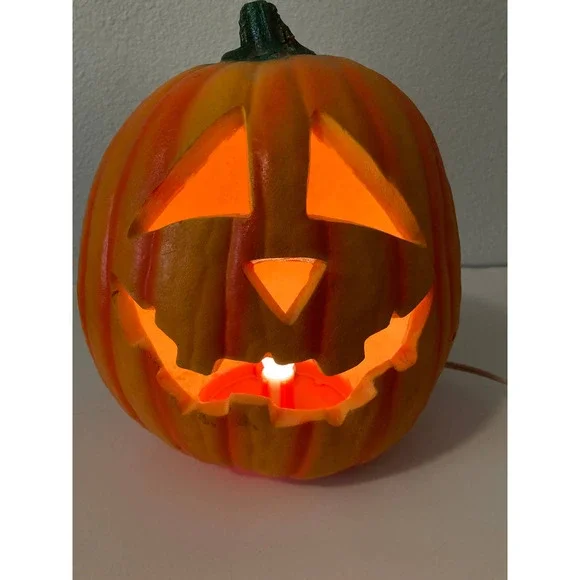 Vintage Trendmasters Light Up Foam Blow Mold Pumpkin Head Jack O Lantern 1992‎