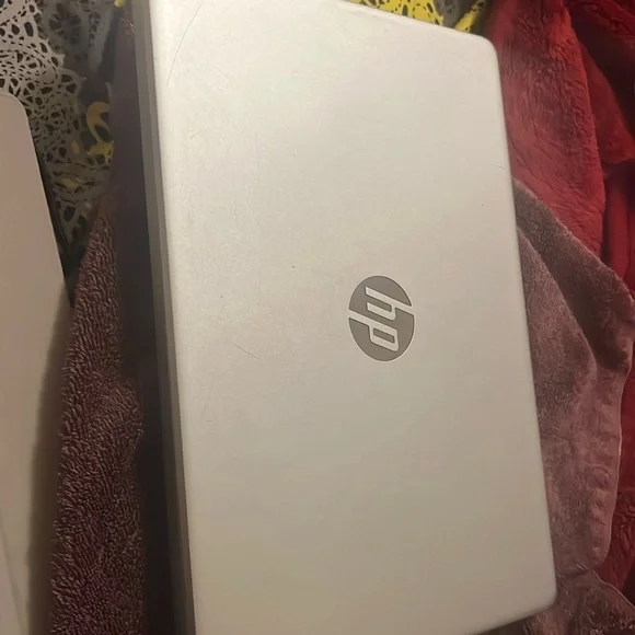 hp laptop 10gen i3 core