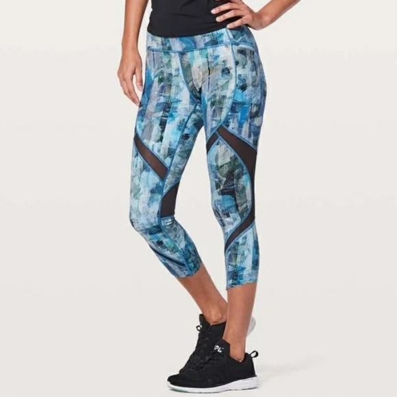 Lululemon On Pace Crop *21
