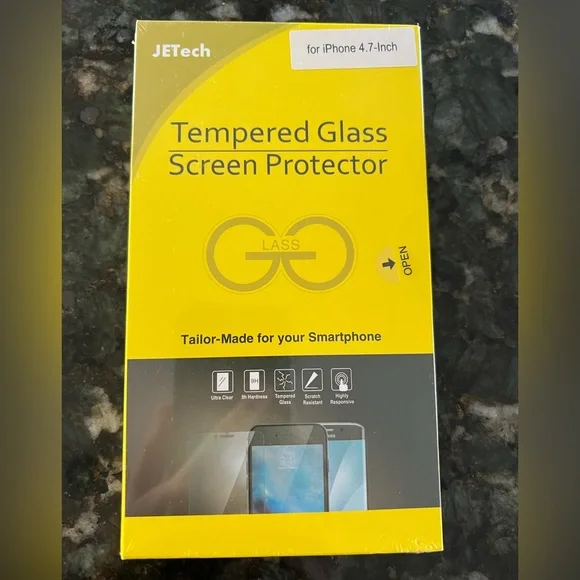 Iphone SE 2020 Tempered Glass Screen Protector. 4.7 inches