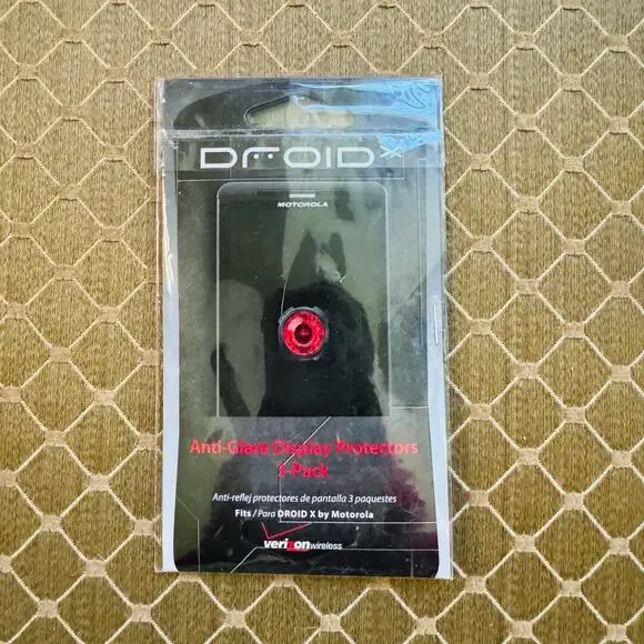 Motorola Verizon Droid X 3-pack Anti-Glare Display protectors MOTDRD23PKASP NEW