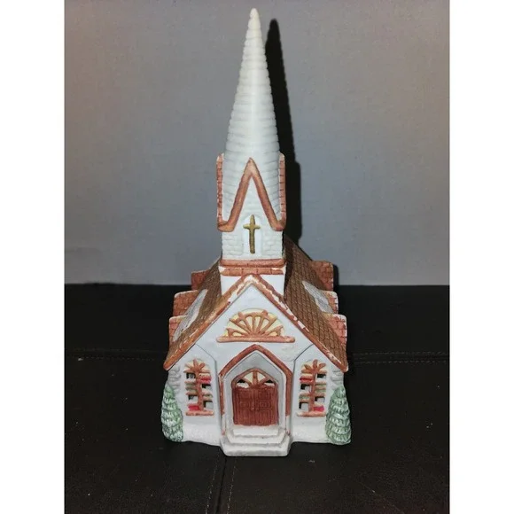 Vintage 1989 NOMA Dickensville Church Porcelain Light House No‎ Cord
