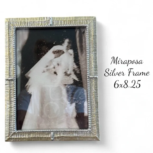 Miraposa Elegant Silver Photo Frame