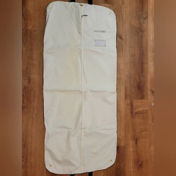 Valentino White Garment Bag with Handles – 55” x 23”