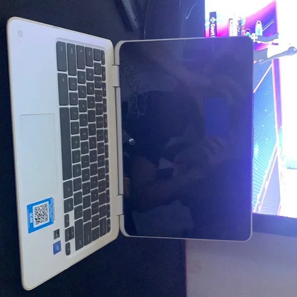 11 inch touchscreen hp chromebook