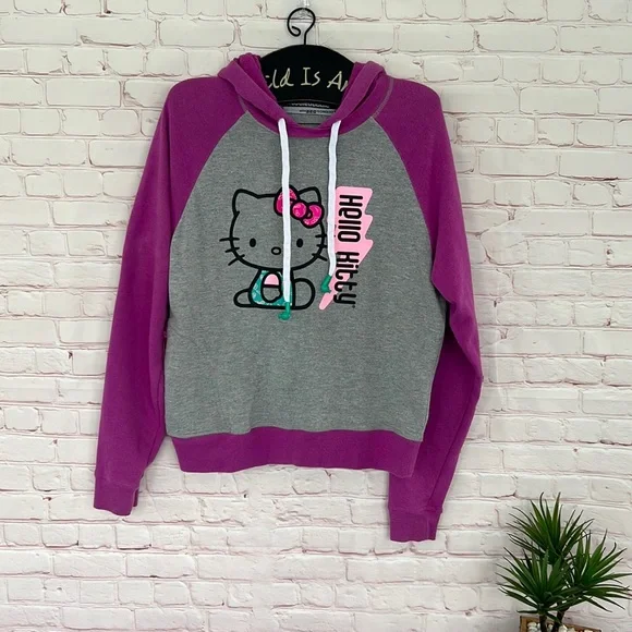 Hello Kitty hoodie buddie with technology headphones sweater size large