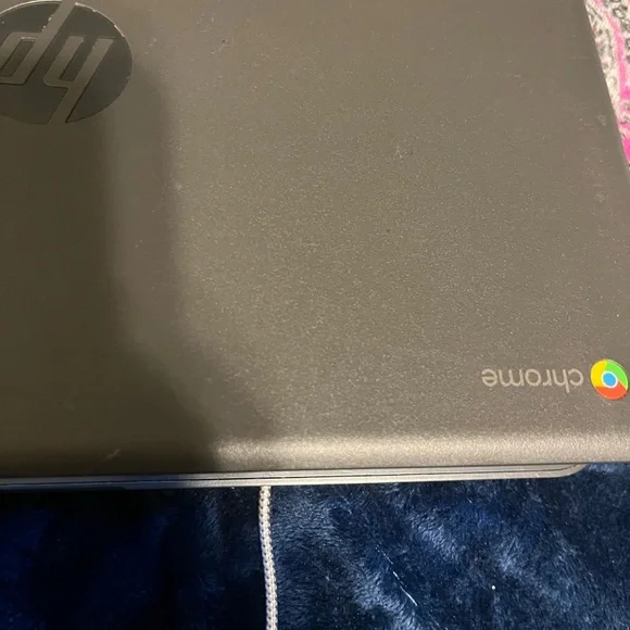 HP Chromebook - Stylish Black Laptop