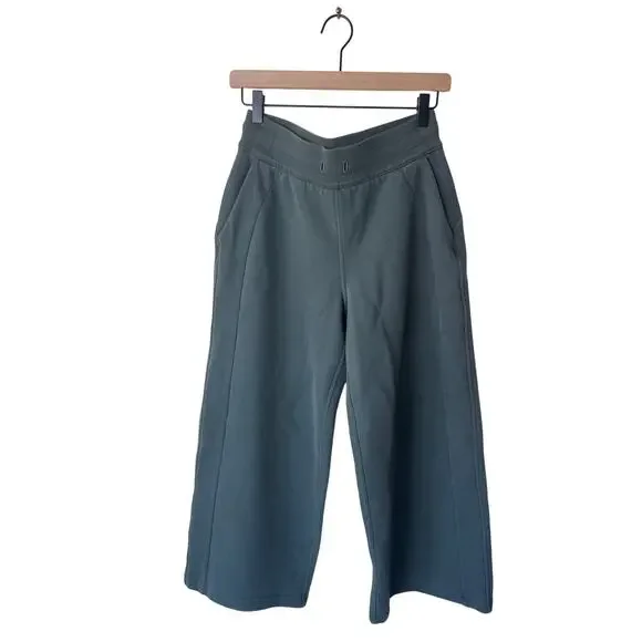 LULULEMON High Rise Wide Leg Cropped Ankle Sweatpants Size 6 Green