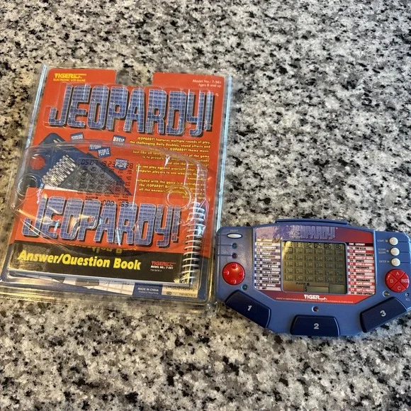 Vintage 1995 Jeopardy Tiger Electronics Handheld Electronic‎ LCD Game Preowned