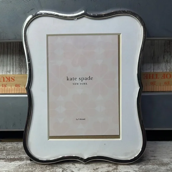 Kate Spade Crown Point 5x7 Frame
