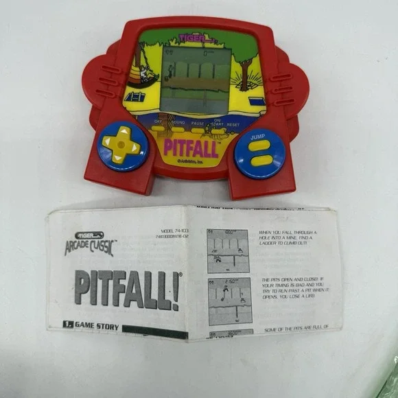 Tiger Electronics Arcade Classic Pitfall 1998 Handheld Game W Instructions Works