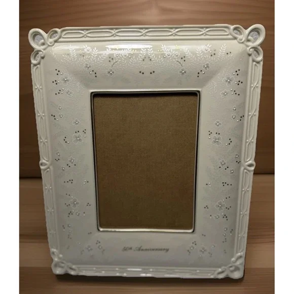 Lenox Wedding Promises 50th Anniversary 5x7 Porcelain Picture Frame Ivory Gold
