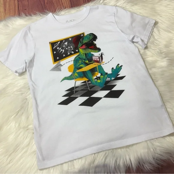 The Children’s Place Boys Size M (7/8) White Shirt with Green Dinosaur Graphic
