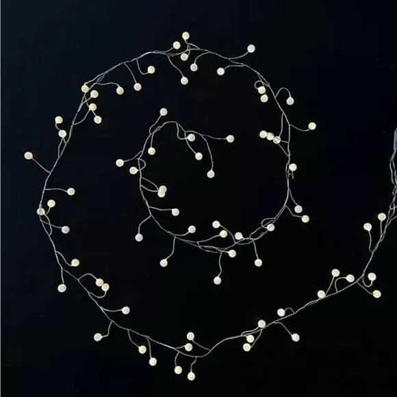 NWT Anthropologie Terrain Stargazer Snowberry Garland 15’