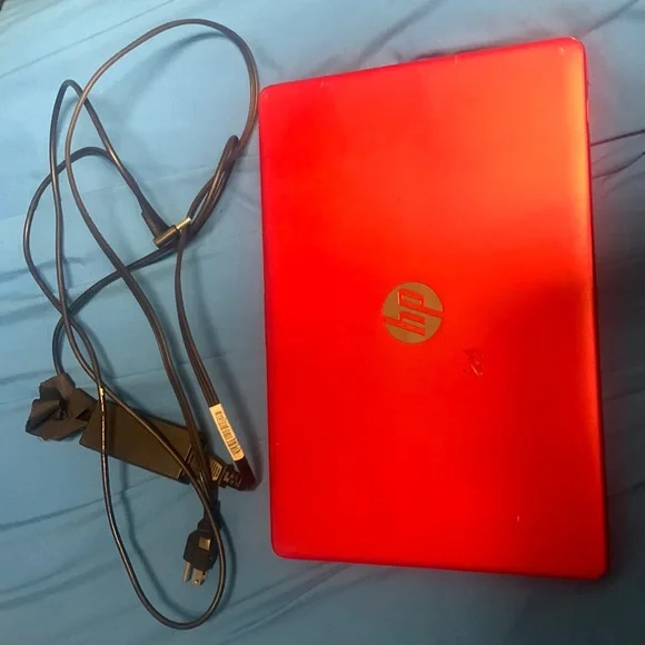 hp laptop works brand new use a couple of times for school homework