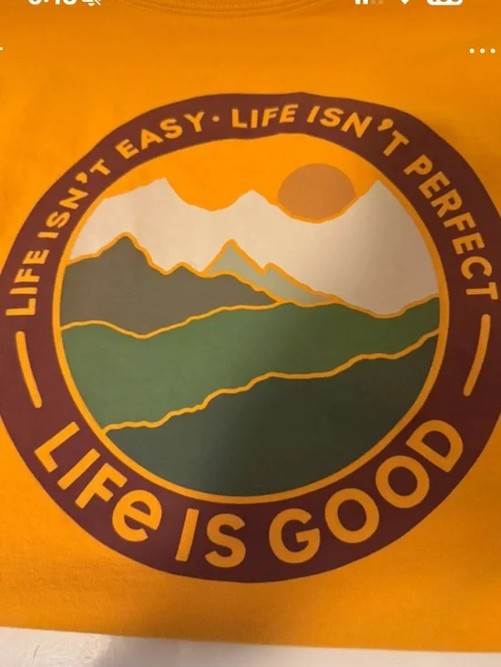 Life is Good crusher tee with landscape size small EUC