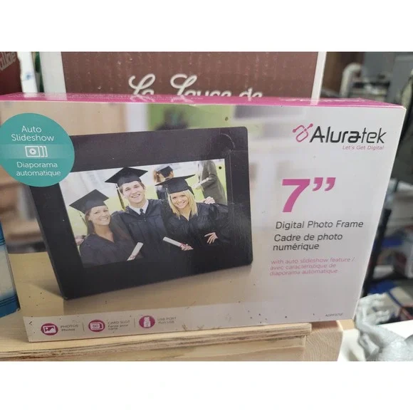 Aluratek 7 inch Digital Photo Frame Auto Slideshow USB‎ SD Card Slot