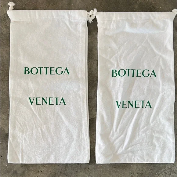 Authentic Bottega Veneta White Drawstring Dust Bags with Green Logo (Pair)