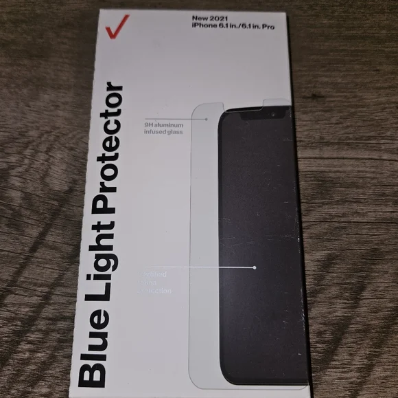 iPhone 13 Blue Light Protector